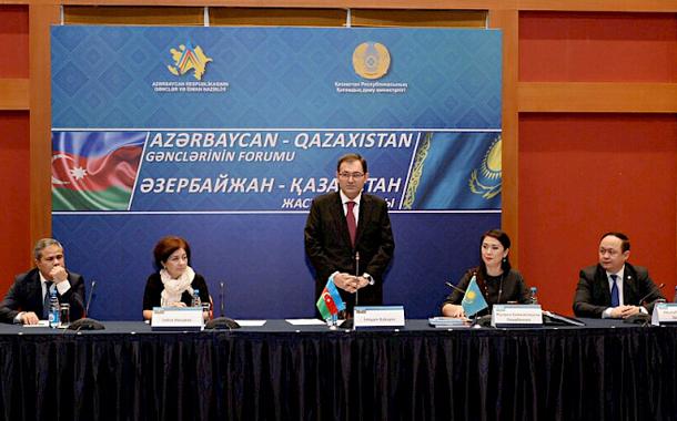Azerbaycan ve Kazakistan Genleri Forumu