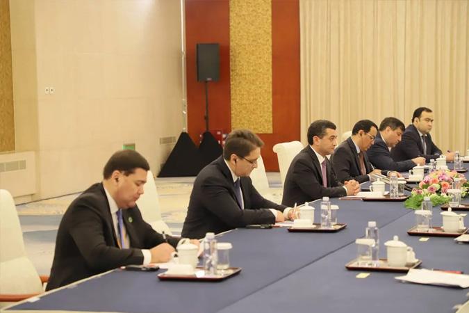 zbekistan ile in arasndaki stratejik ortaklk glendiriliyor