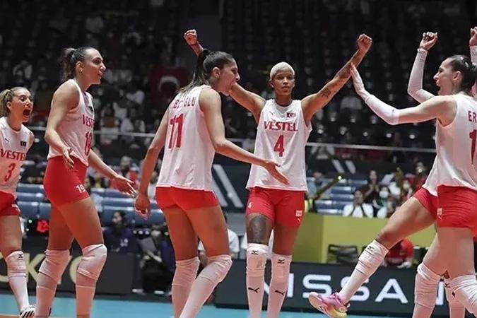 Filenin Sultanlar eyrek Finalde Japonya ile Karlaacak
