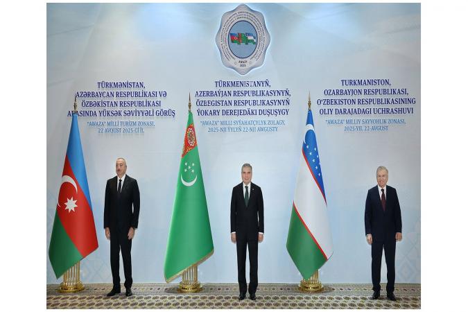 Trkmenistan, Azerbaycan ve zbekistan Liderleri l Zirvede Blgesel birliini Glendirme Kara